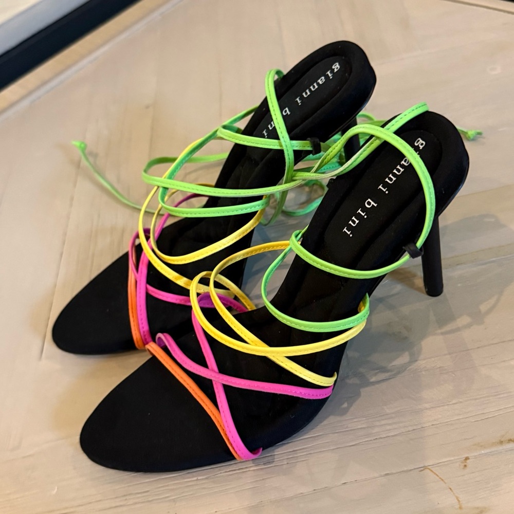 NEW Gianni Bini Black Heels with Neon Straps. Size 9.5